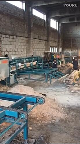 全自動多片鋸生產(chǎn)線一工作視頻